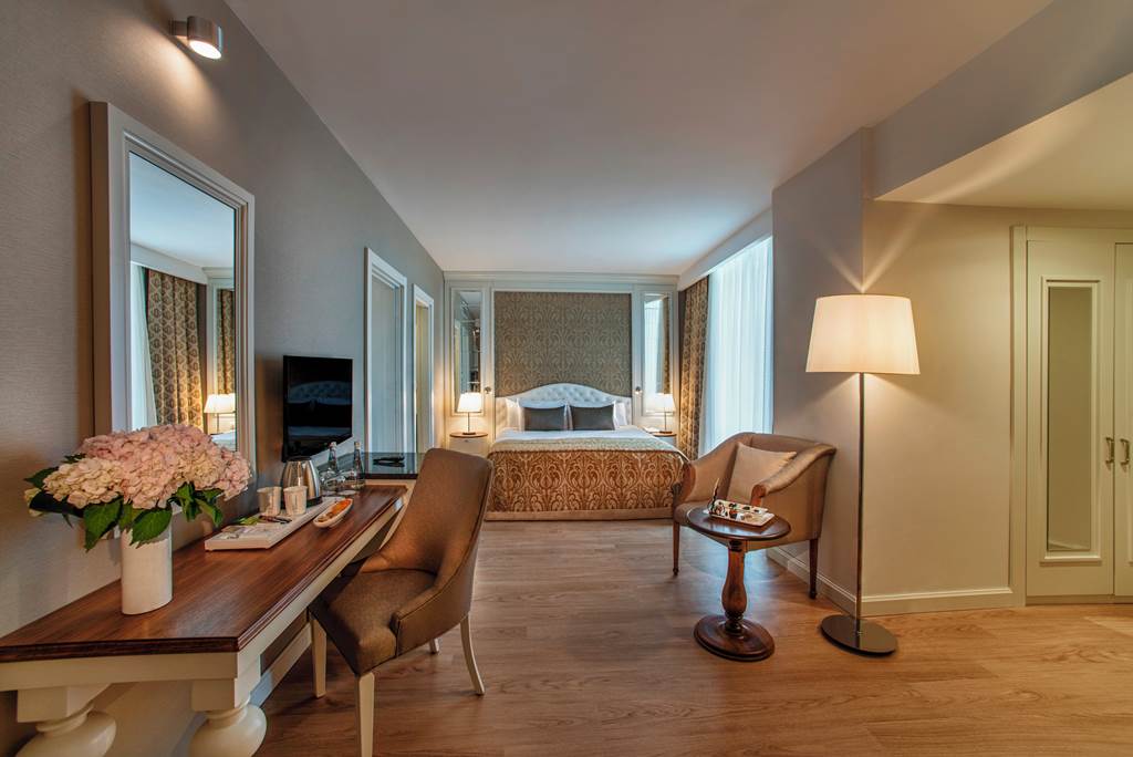 AYT_85485_Aska_Lara_Resort_&_Spa_0623_15.jpg