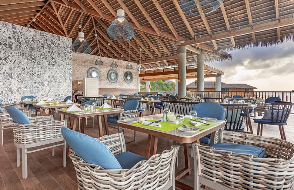 Royalton-Antigua-An-Autograph-Collection-All-Inclusive-Resort-22.jpg