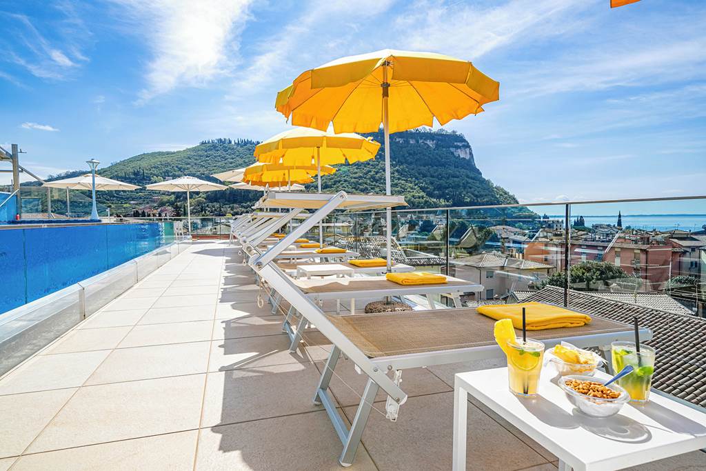 VRN_86943_Sky_Pool_Hotel_Sole_0524_13.jpg