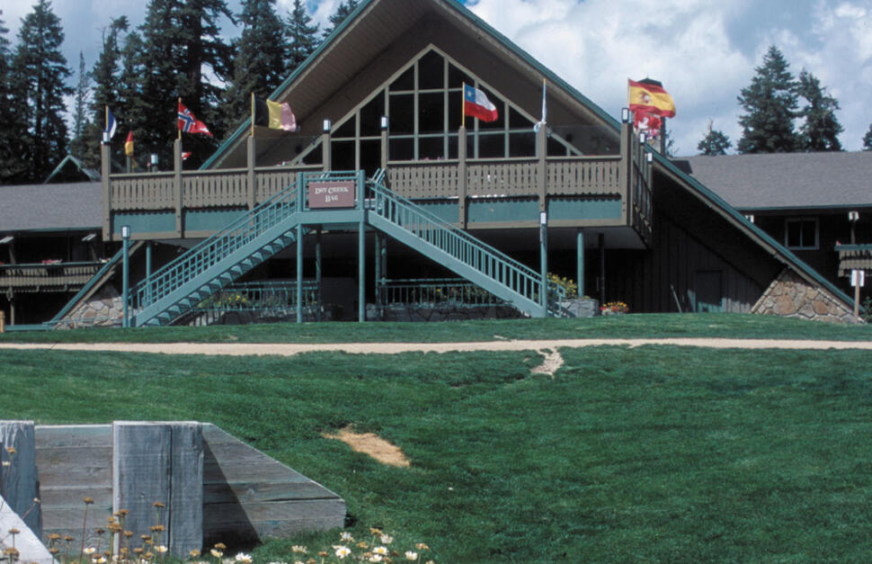 Mammoth-Mountain-Inn-10.jpg