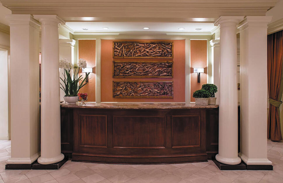 St-James-Hotel-New-Orleans-4.jpg