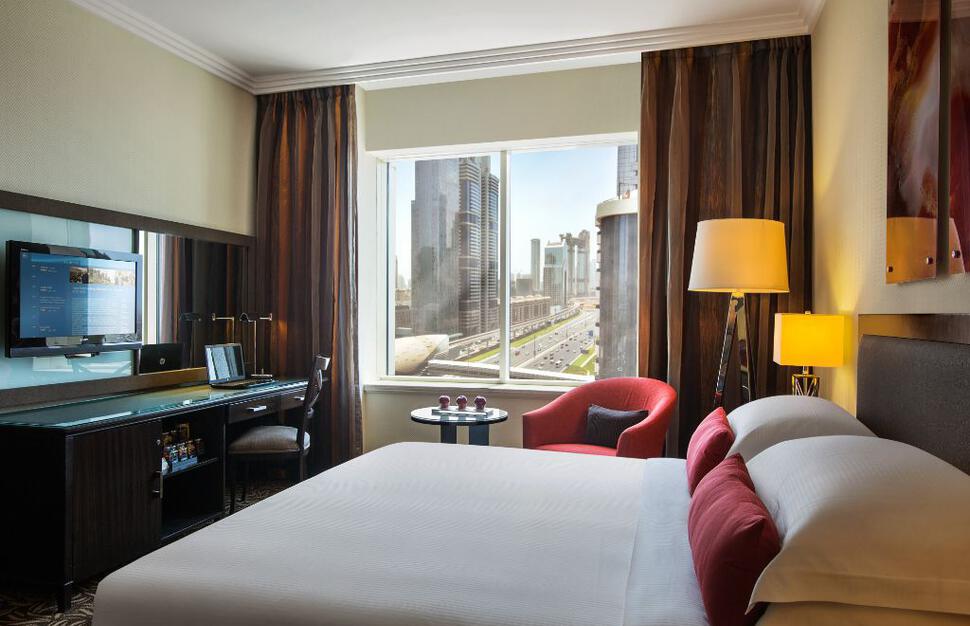 Towers-Rotana-1.jpg