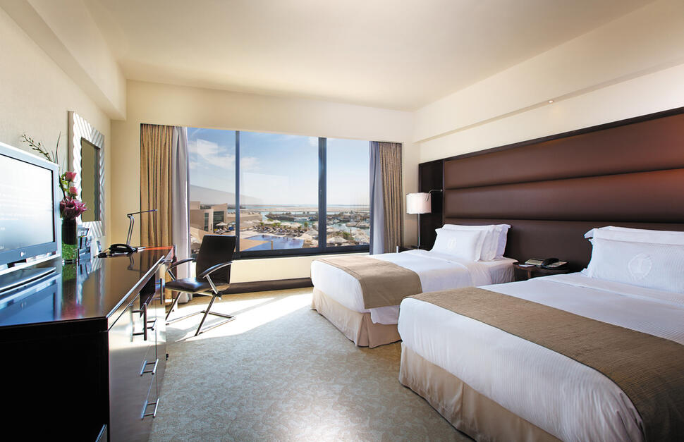 Intercontinental-Abu-Dhabi-1.jpg