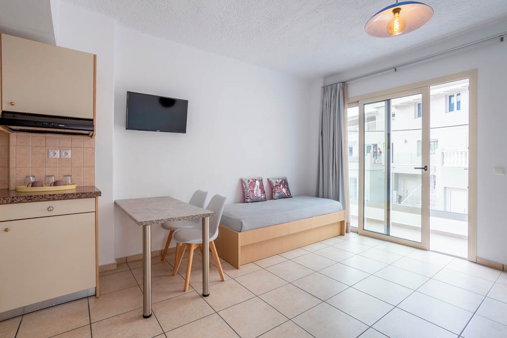 HER_83205_Sarpidon_Hotel_0523_01.jpg