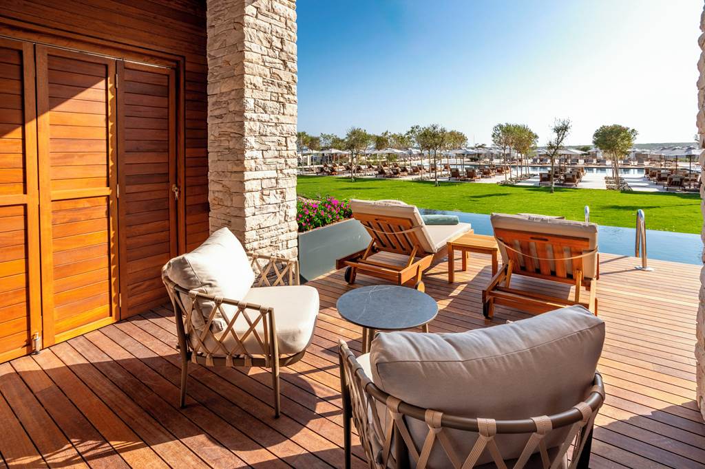 BJV_85636_Anda_Barut_Collection_0524_103.jpg
