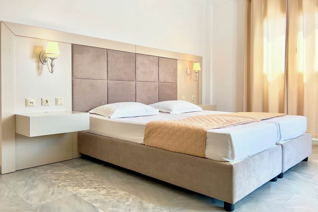 JSI_81247_Muses_Hotel_0724_04.jpg