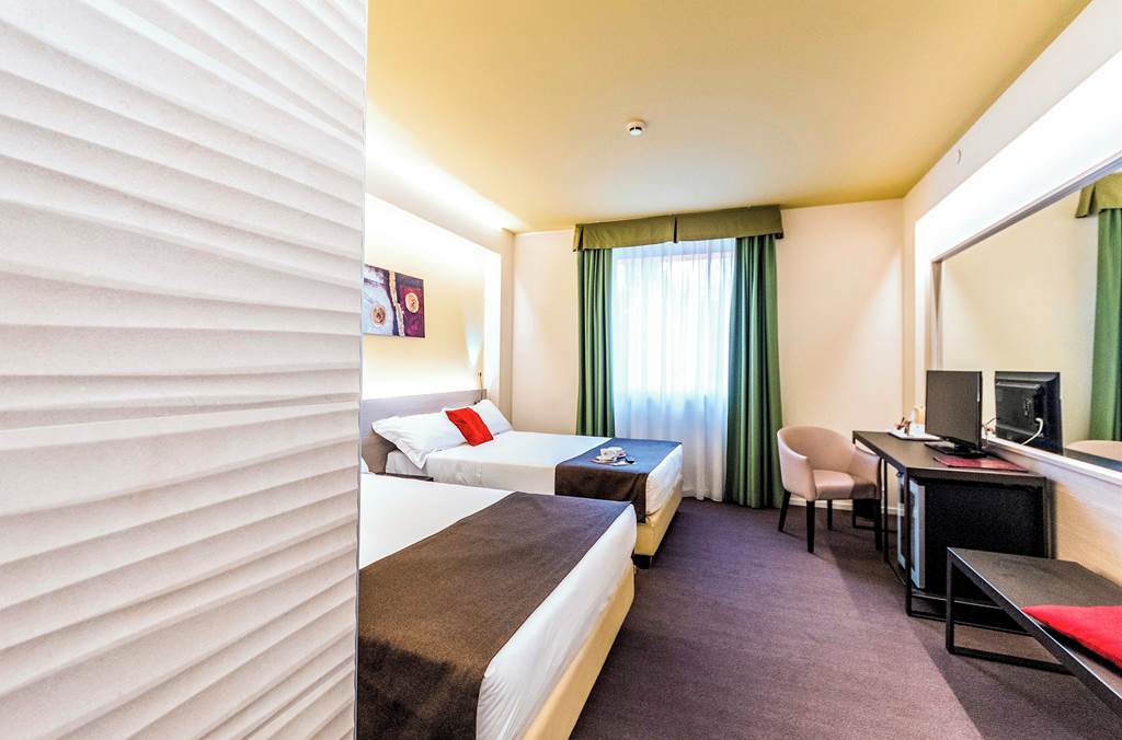 VCE_72252_Antony_Hotel_0219_06.jpg