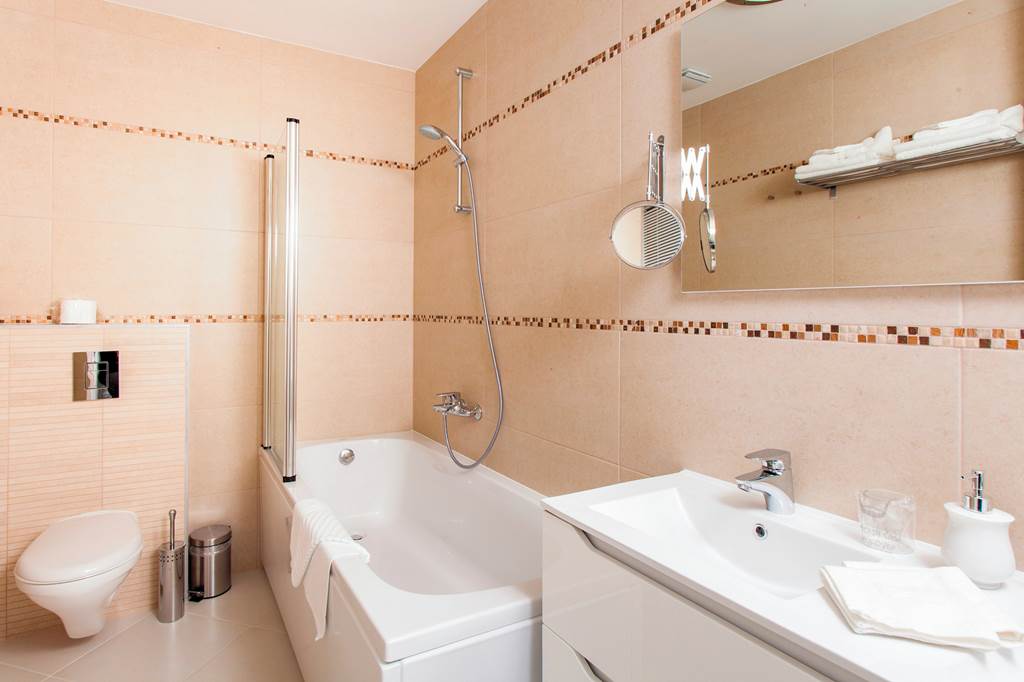 DBV_83494_Villa_Art_0122_21.jpg