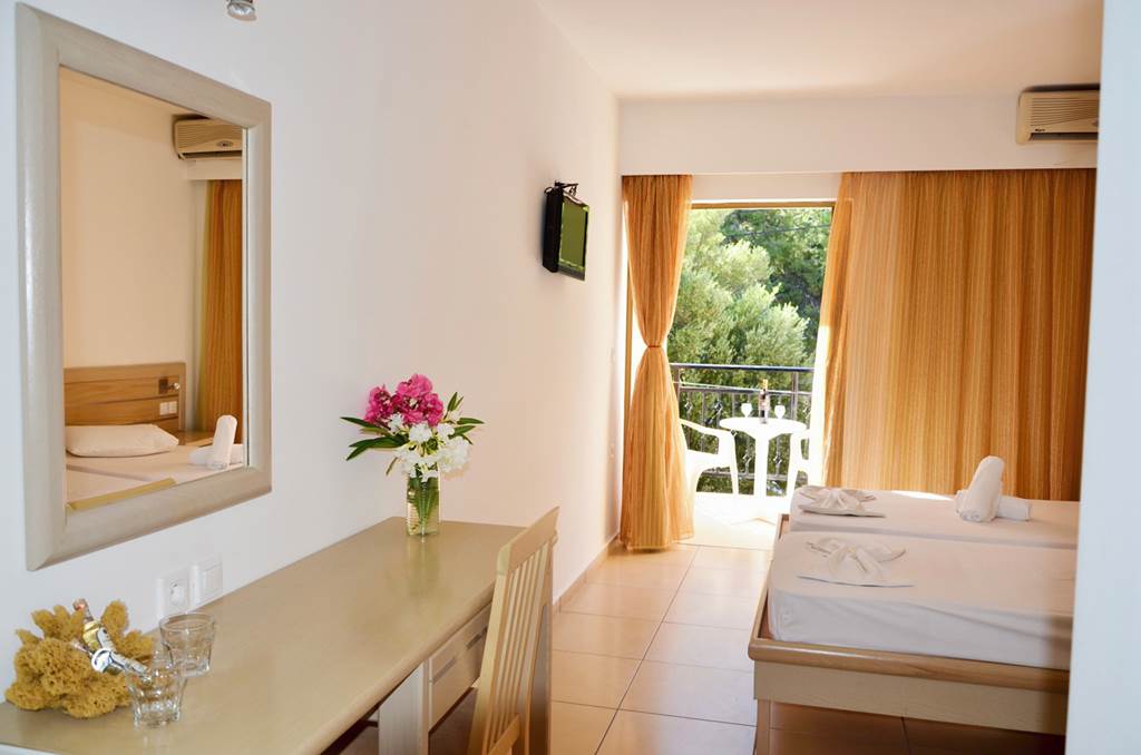 KGS_85720_Plaza_Hotel_Kalymnos_0823_22.jpg