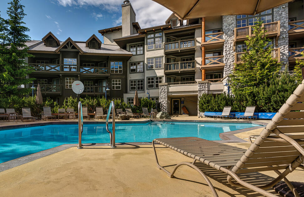 Blackcomb-Springs-Suites-by-Clique-9.jpg