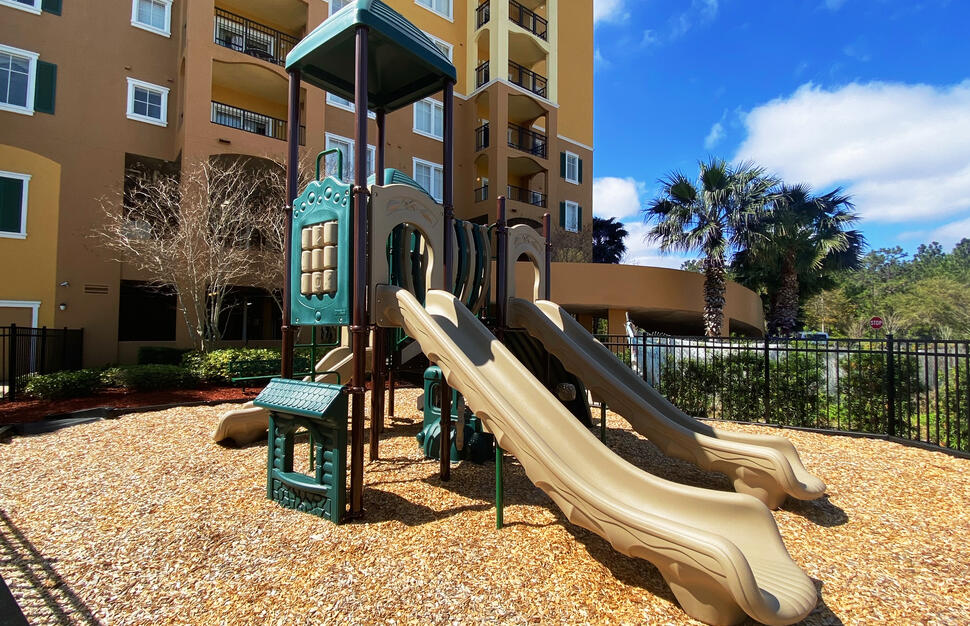 Lake-Buena-Vista-Village-Resort-Spa-2.jpg