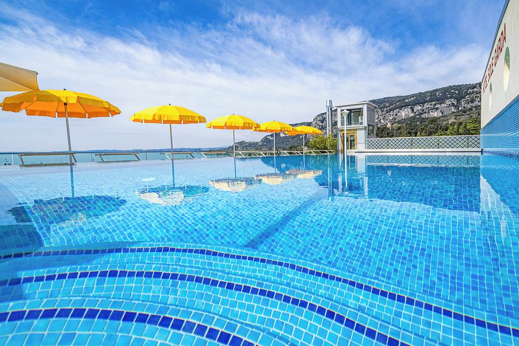 VRN_86943_Sky_Pool_Hotel_Sole_0524_14.jpg