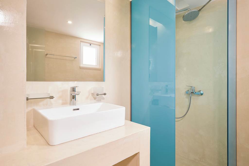 ZTH_82622_Koukounaria_Hotel_and_Suites_0223_22.jpg