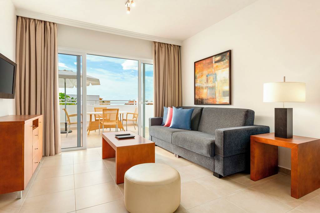 TFS_85067_Wyndham_Residences_Golf_Del_Sur_0223_04.jpg