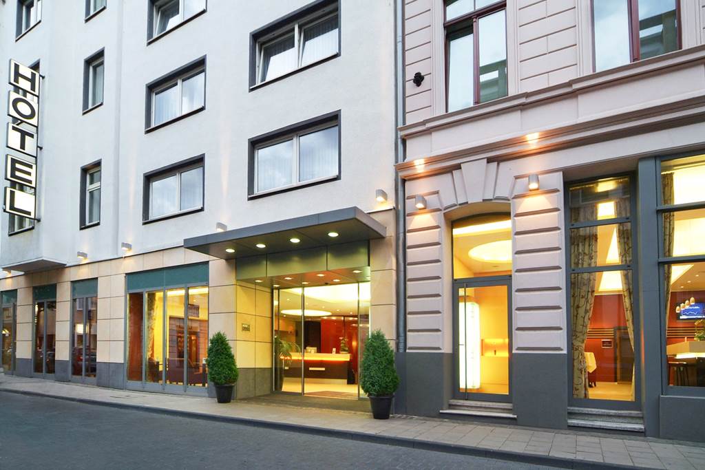 CGN_71489_Flandrischer_Hof_1217_1.jpg
