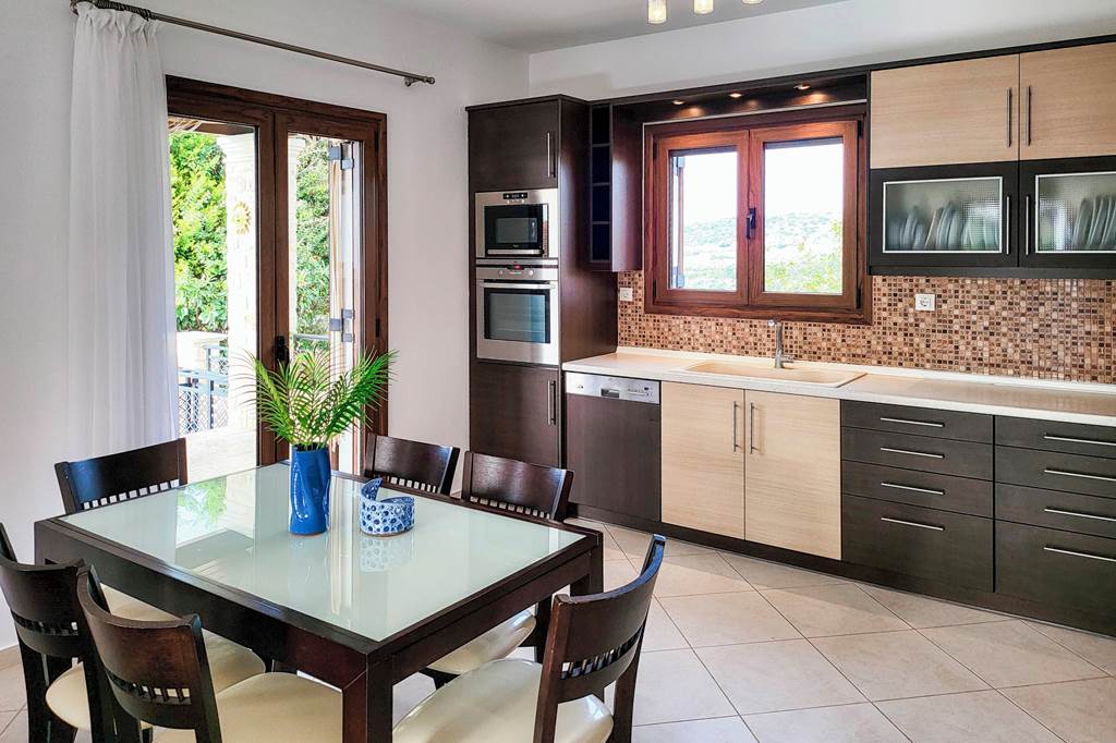 HER_88968_Villa_Agnanti_Two_0125_01.jpg