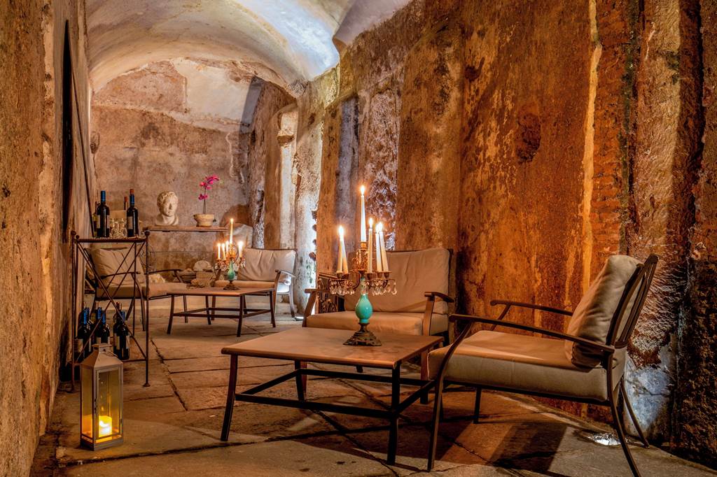 FCO_87813_The_Inn_at_the_Roman_Forum_0724_04.jpg