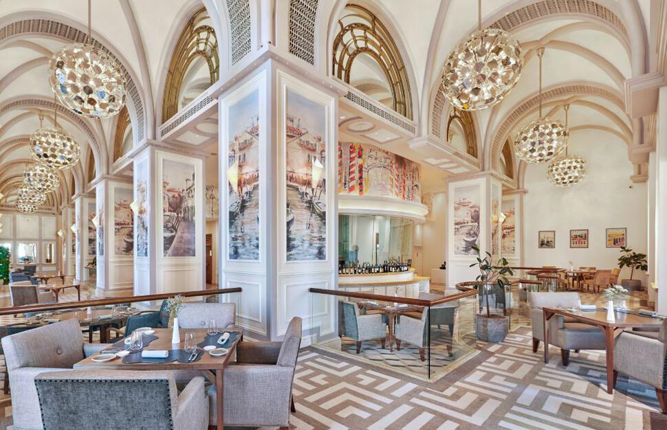 Emirates-Palace-Mandarin-Oriental-Abu-Dhabi-19.jpg
