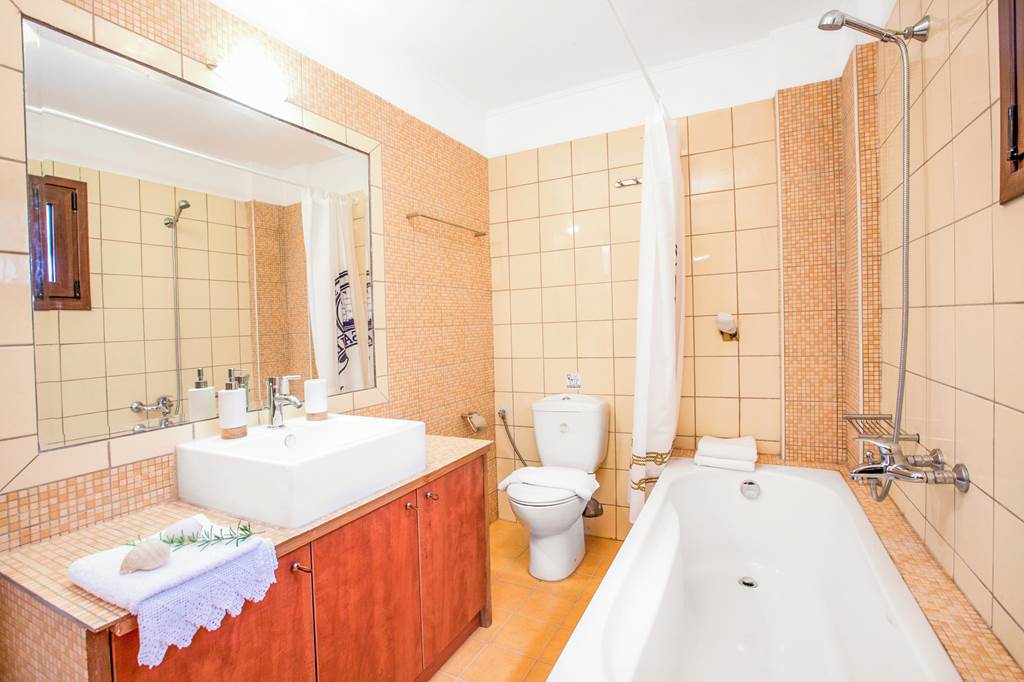 PVK_88688_Villa_Amalia_Olive_1224_02.jpg