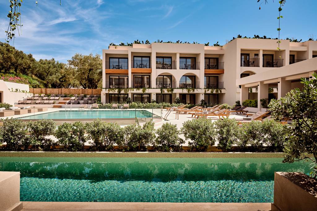 ZTH_82539_Planos_Hotel_0524_04.jpg