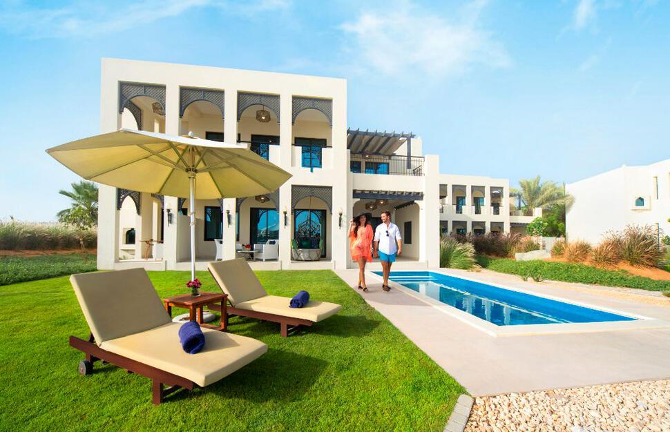 Hilton-Ras-Al-Khaimah-Beach-Resort-3.jpg