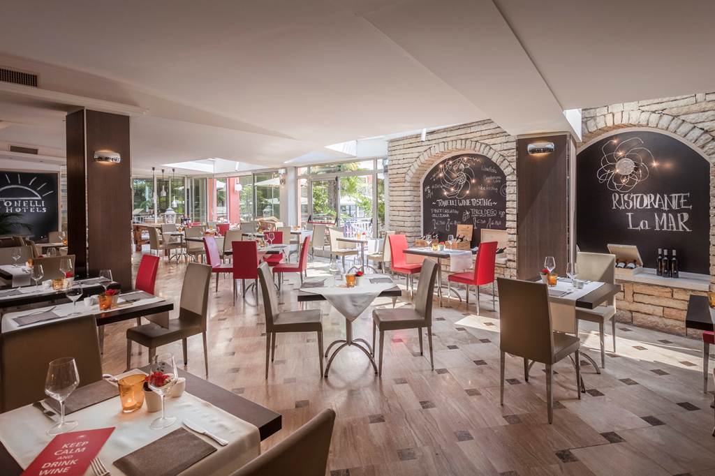 VRN_72892_HTL_continental_nago_1117_11.jpg