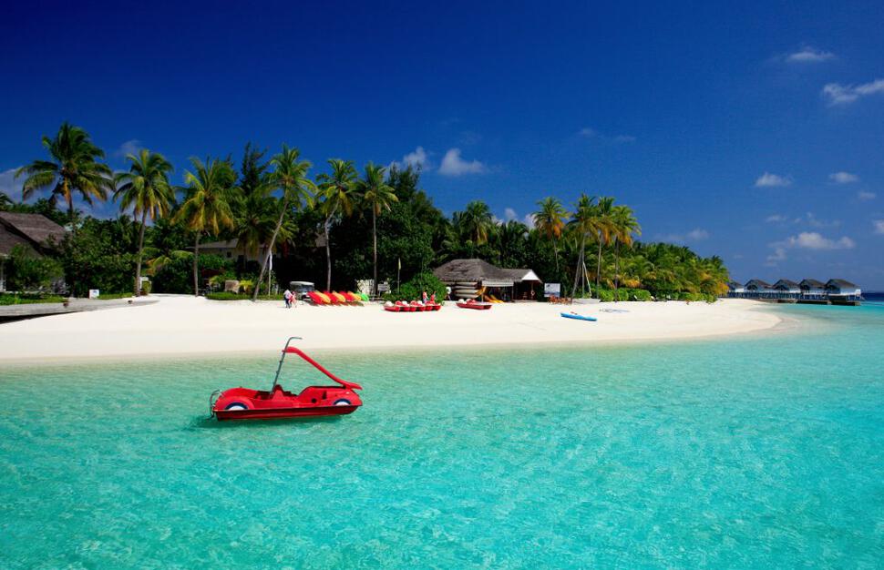 Centara-Grand-Island-Resort-Spa-Maldives-13.jpg