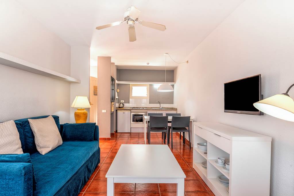 TFS_69643_Tenerife_Sur_&_Cristian_Sur_Apartments_0923_03.jpg