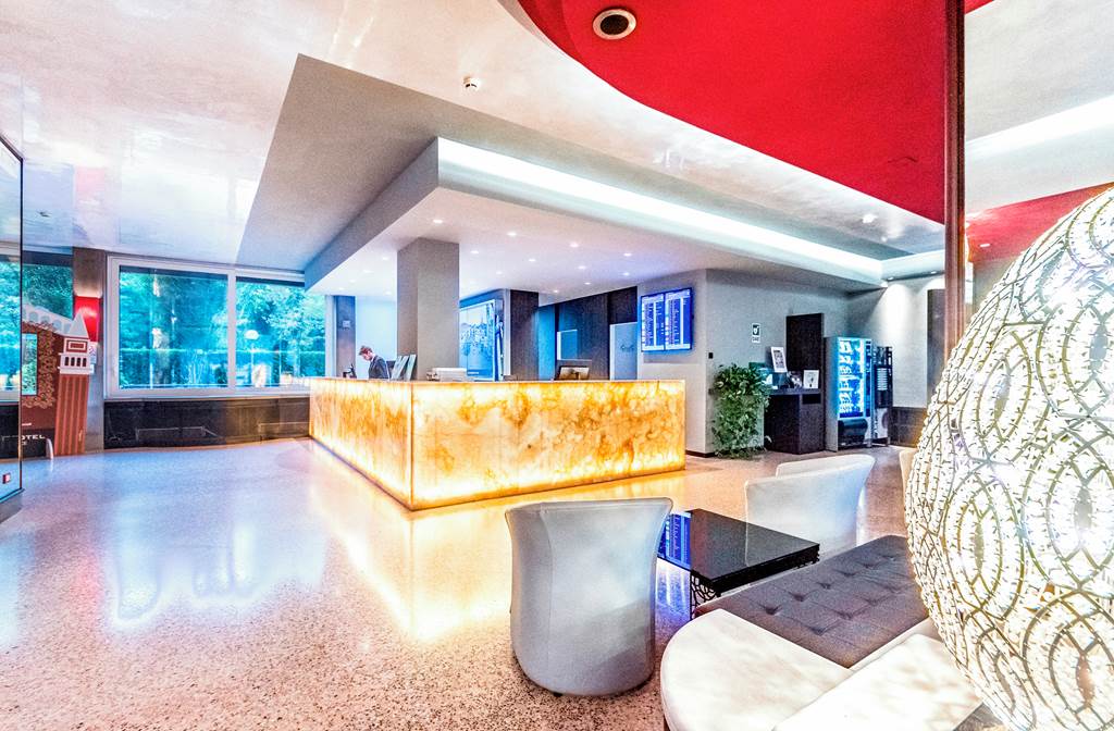 VCE_72252_Antony_Hotel_0219_12.jpg