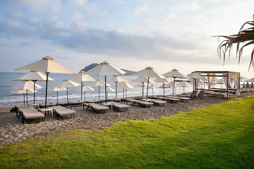 CHQ_82449_Thalassa_Beach_Resort_0920_02.jpg