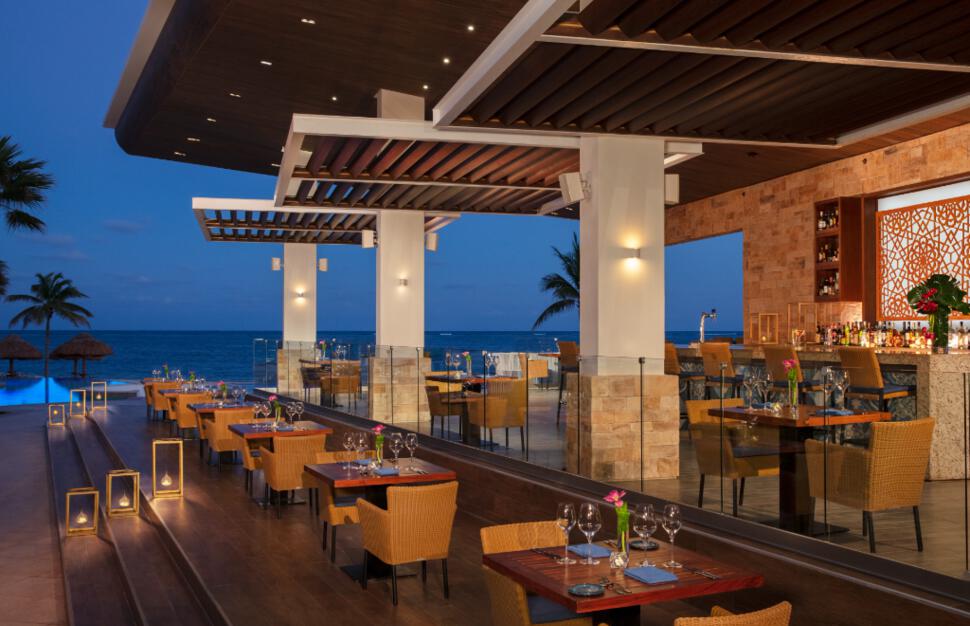 Secrets-Riviera-Cancun-Resort-and-Spa-1.jpg