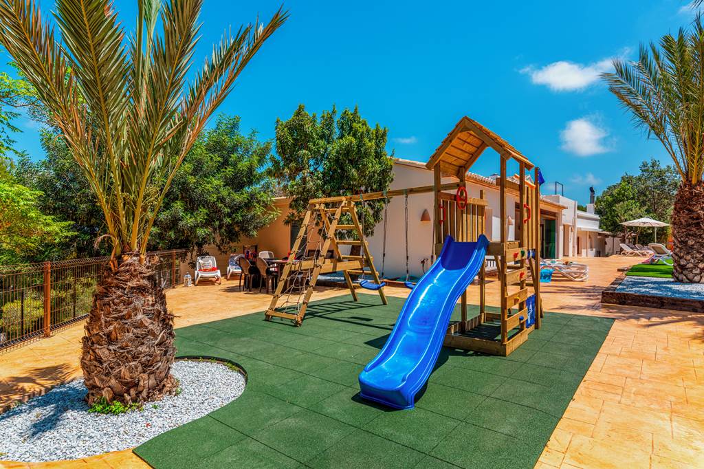 ALC_86295_Villa_Joan_Vista_1023_06.jpg