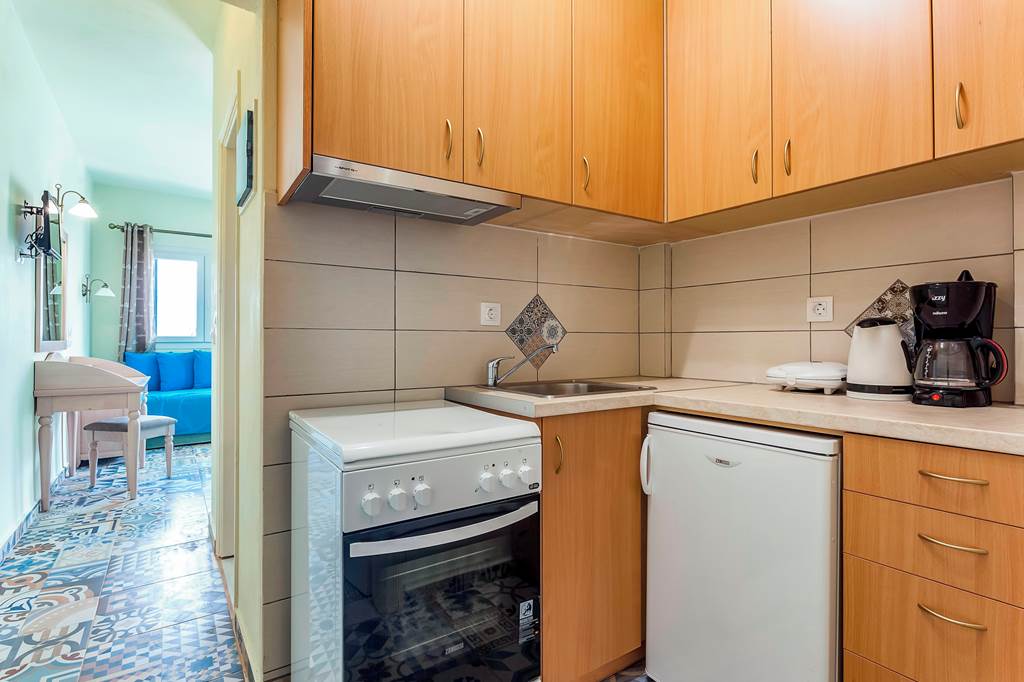 JSI_82097_Stafylos_Suites_0120_15.jpg