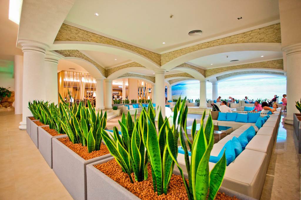BOJ_86316_DIT_Evrika_Beach_Club_Hotel_1023_06.jpg