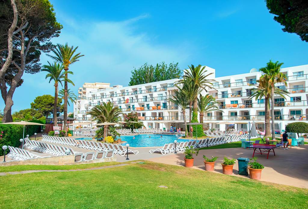 PMI_82781_Aparthotel_Ses_Fotges_0822_03.jpg