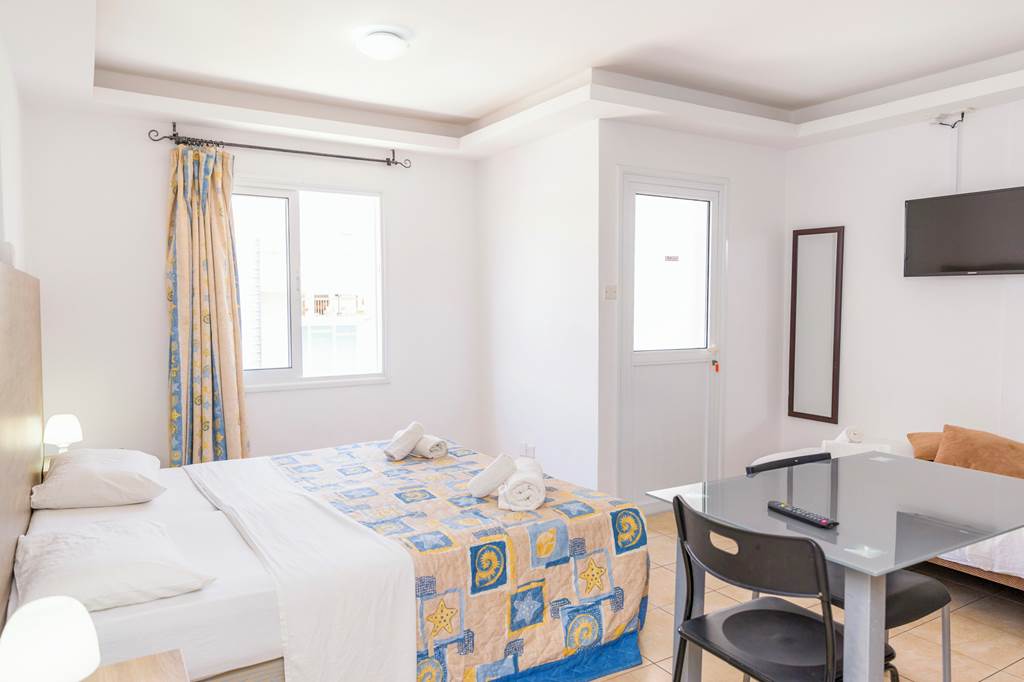 PFO_73740_Alecos_Hotel_Apartments_0724_28.jpg