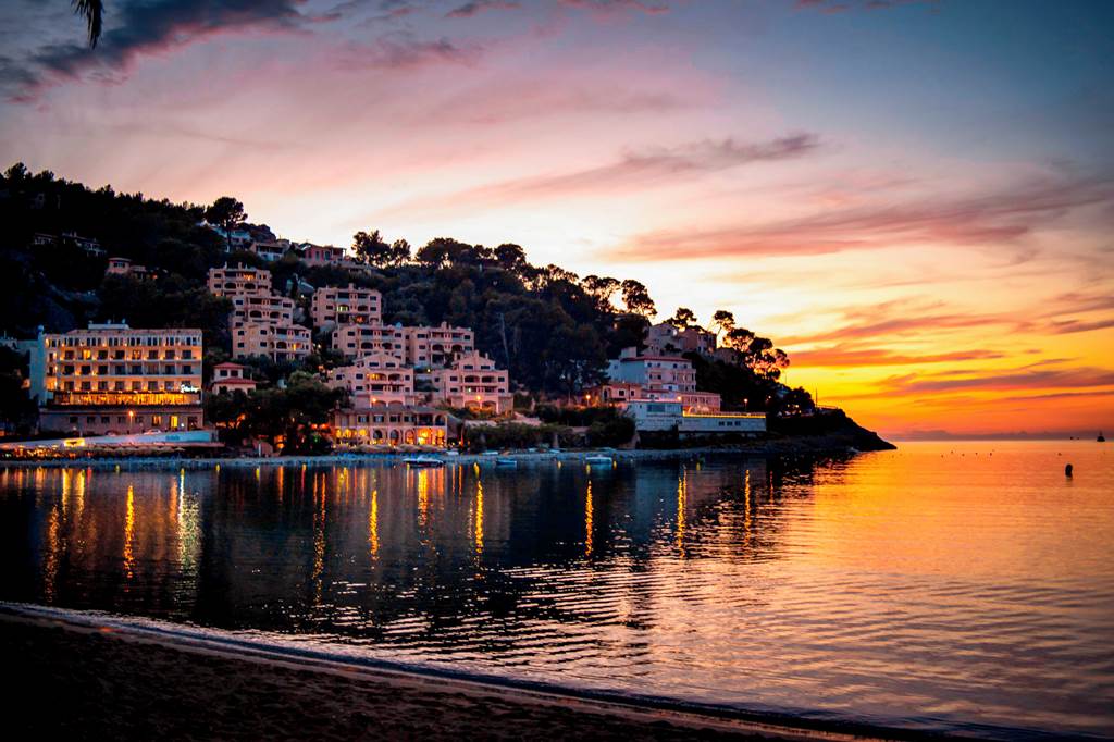 PMI_80983_Pure_Salt_Port_Soller_0122_08.jpg