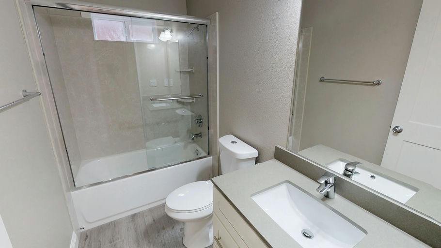 Bathrooms - Image 3