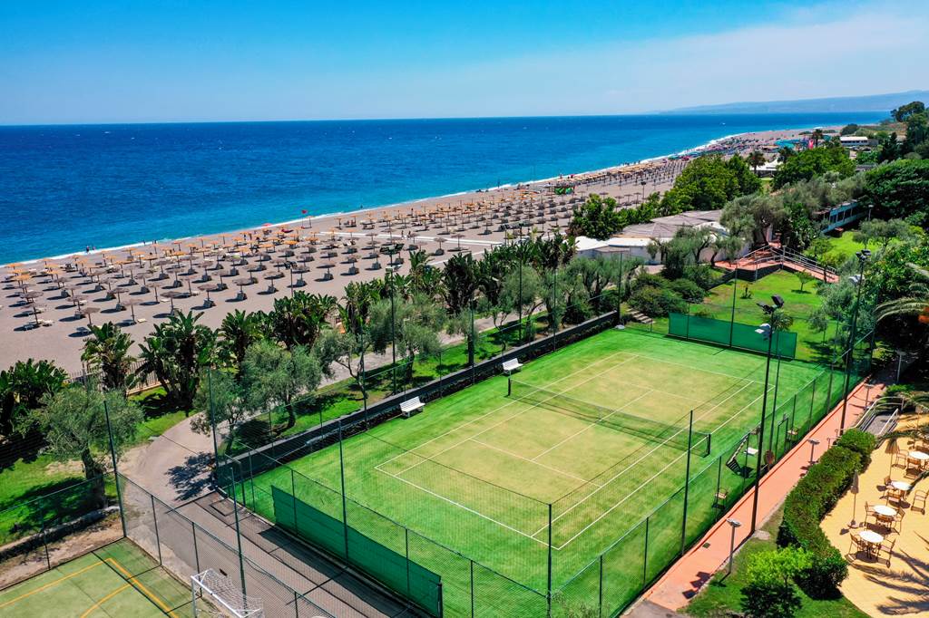 CTA_82942_UNAHOTELS_Naxos_Beach_Sicilia_1221_04.jpg