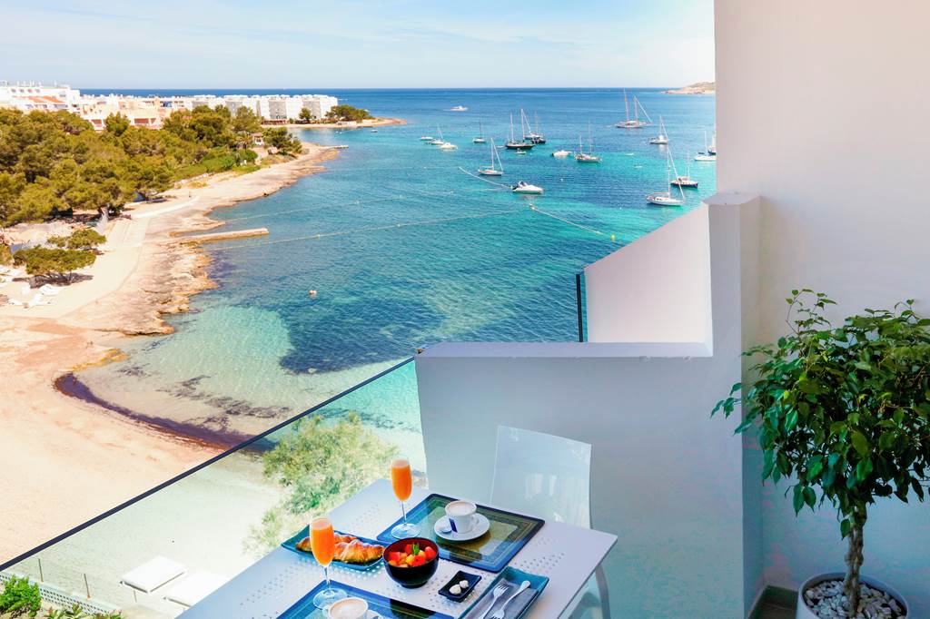 IBZ_85271_Axel_Beach_Ibiza_0323_36.jpg