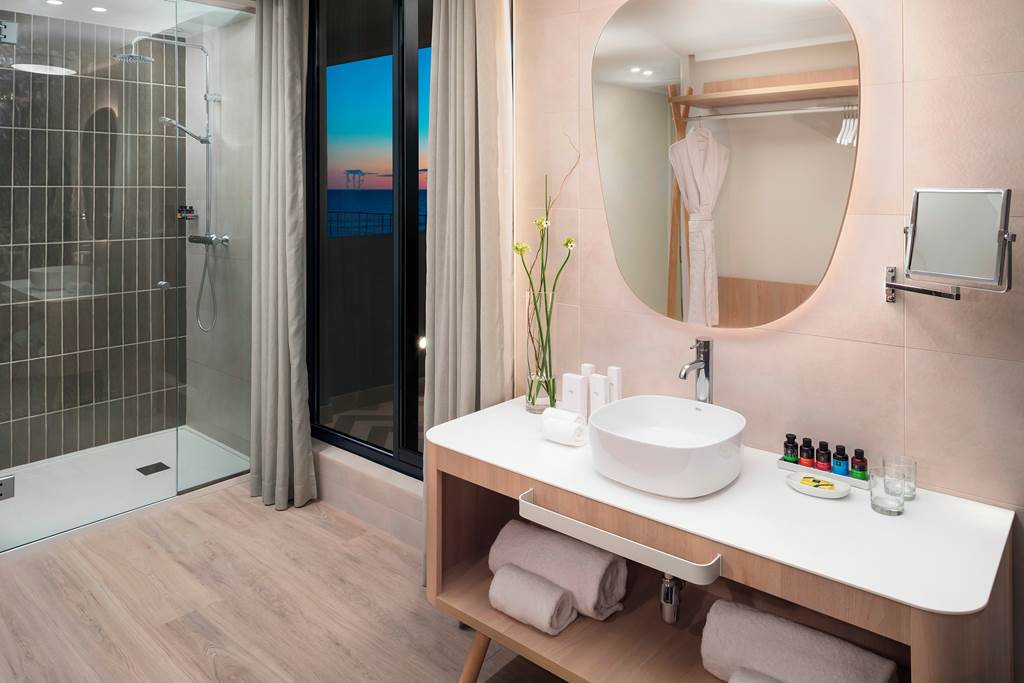 REU_79209_Hotel_ME_Sitges_Terramar_1018_05.jpg