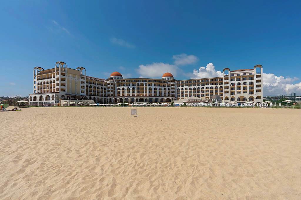 BOJ_84442_Alua_Helios_Bay_1023_15.jpg