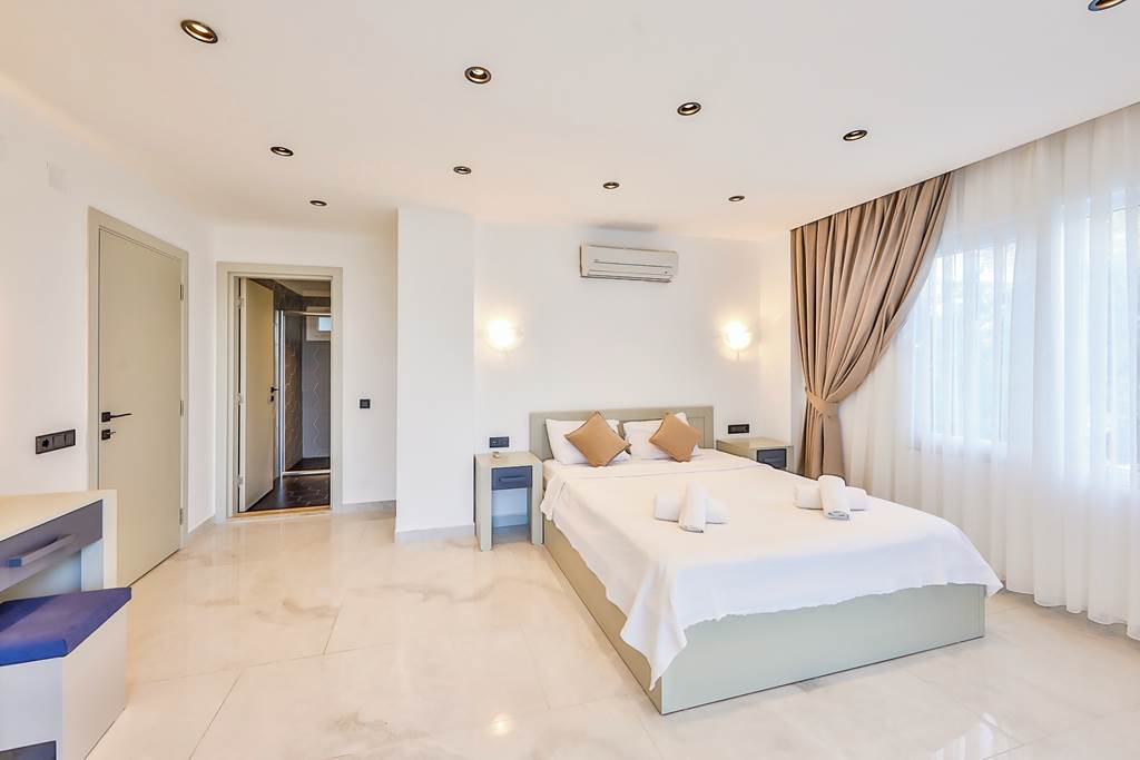 DLM_88670_Villa_Olivella_1224_03.jpg