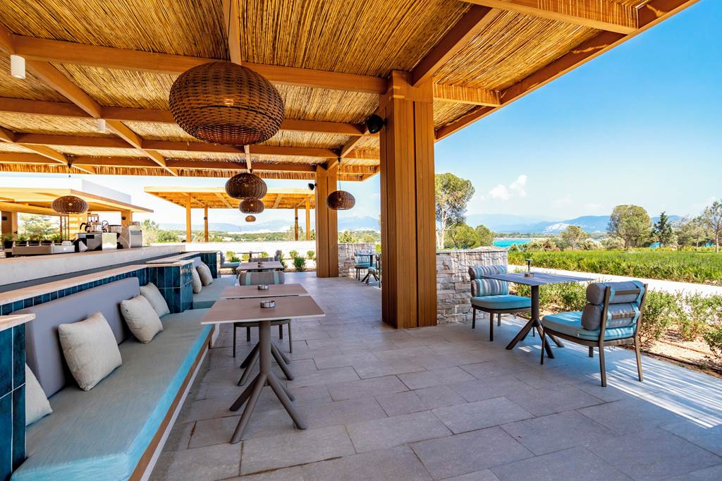 BJV_85636_Anda_Barut_Collection_0524_13.jpg