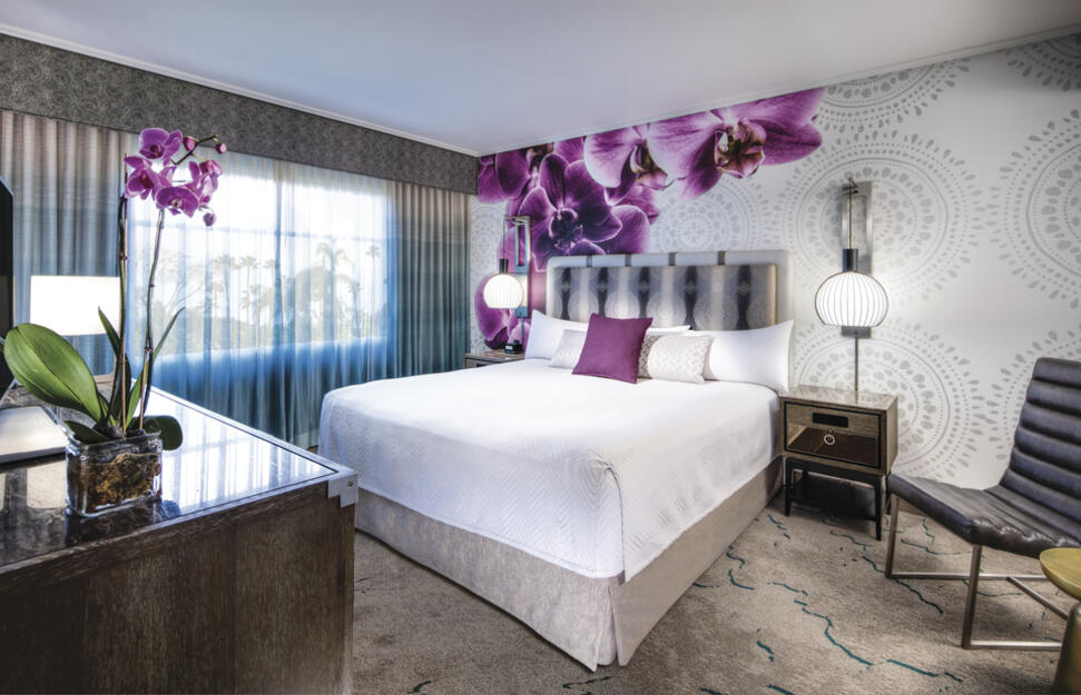 Loews-Royal-Pacific-Resort-at-Universal-Orlando-5.jpg