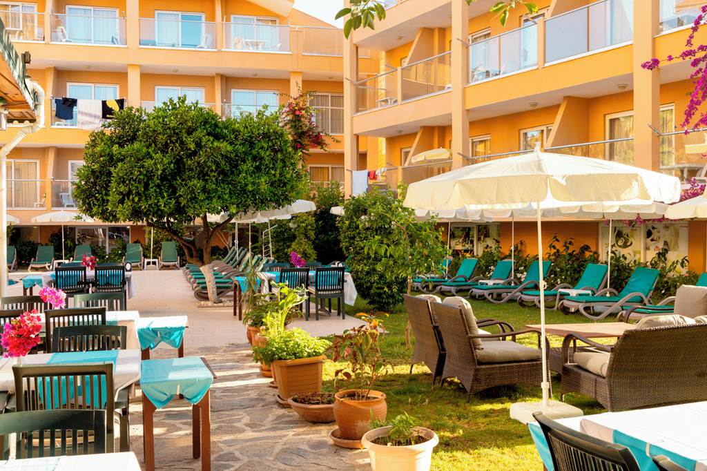 AYT_87494_Begonville_Apart_Hotel_0324_02.jpg