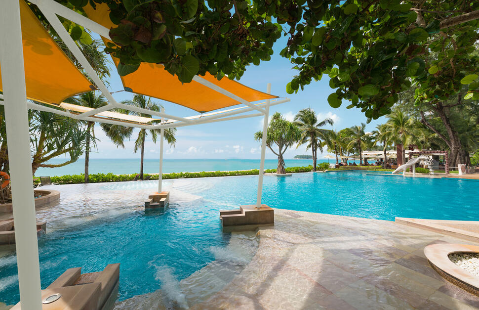 Katathani-Phuket-Beach-Resort-9.jpg