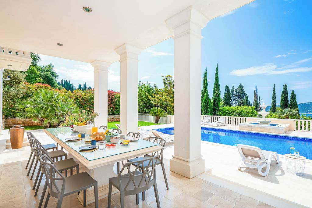 DBV_87414_Villa_Emerald_Shores_0324_24.jpg