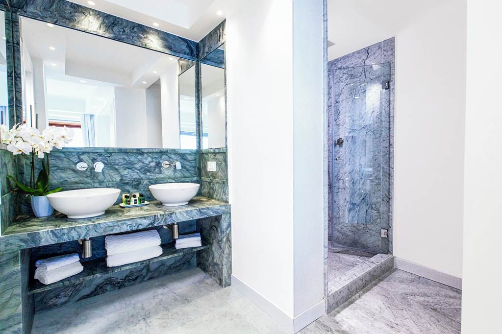 NAP_88869_Villa_Sorrento_Heights_0125_47.jpg