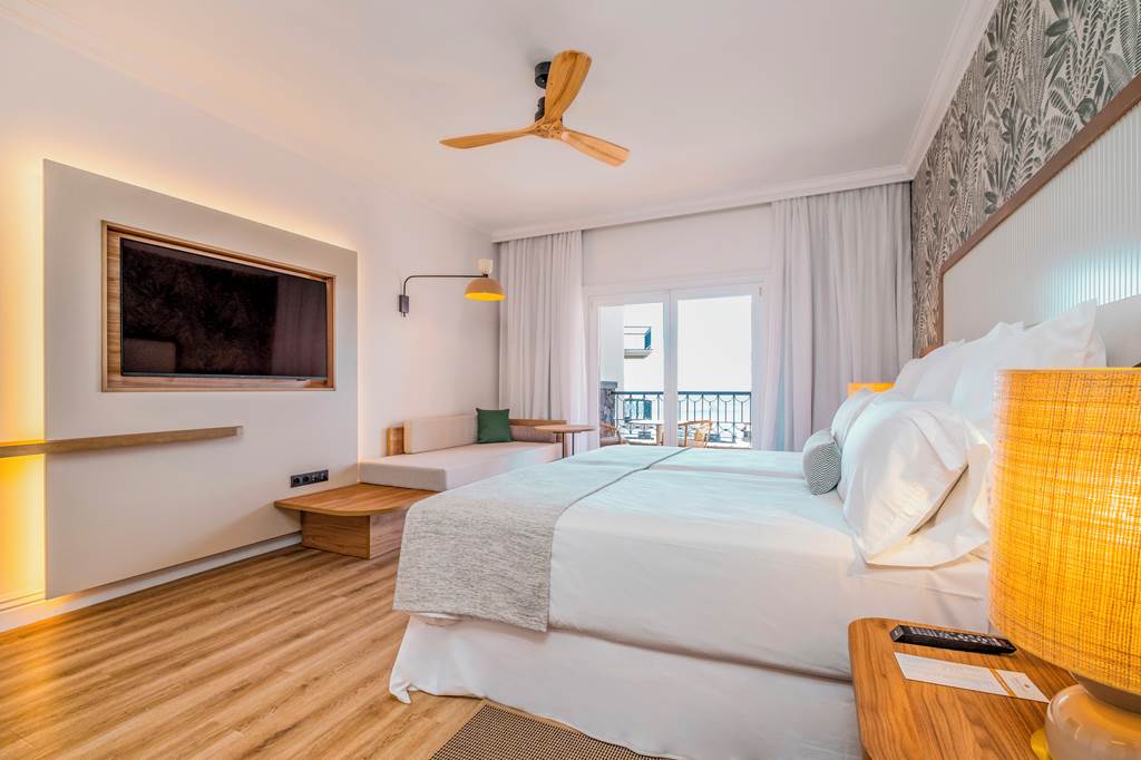 FNC_86469_Dreams_Maderia_Resort_Spa_&_Marina_1023_12.jpg